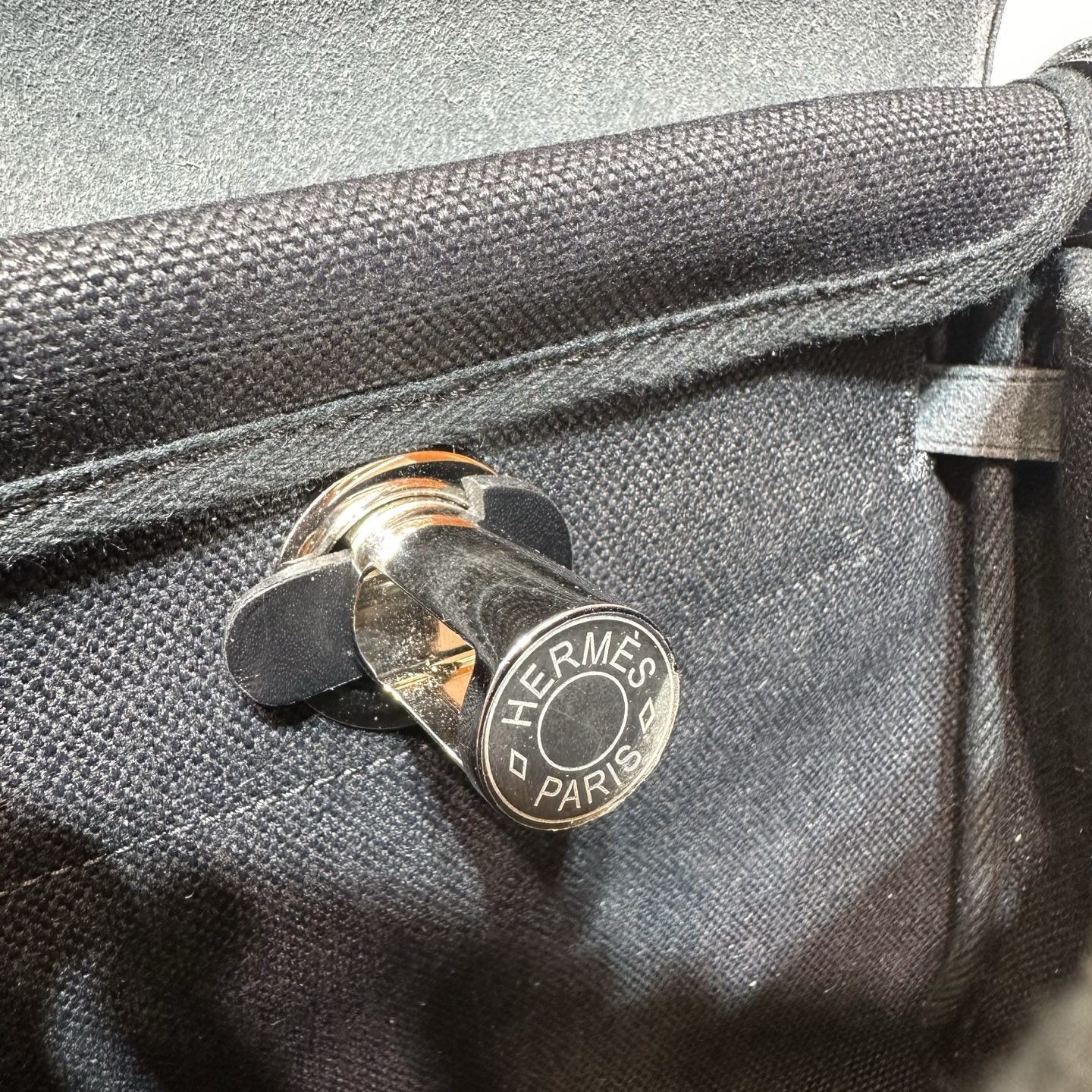 愛馬仕包包香港網站地址Hermes Mini Herbag 20 迷你黑色斜挎包經典款單肩包