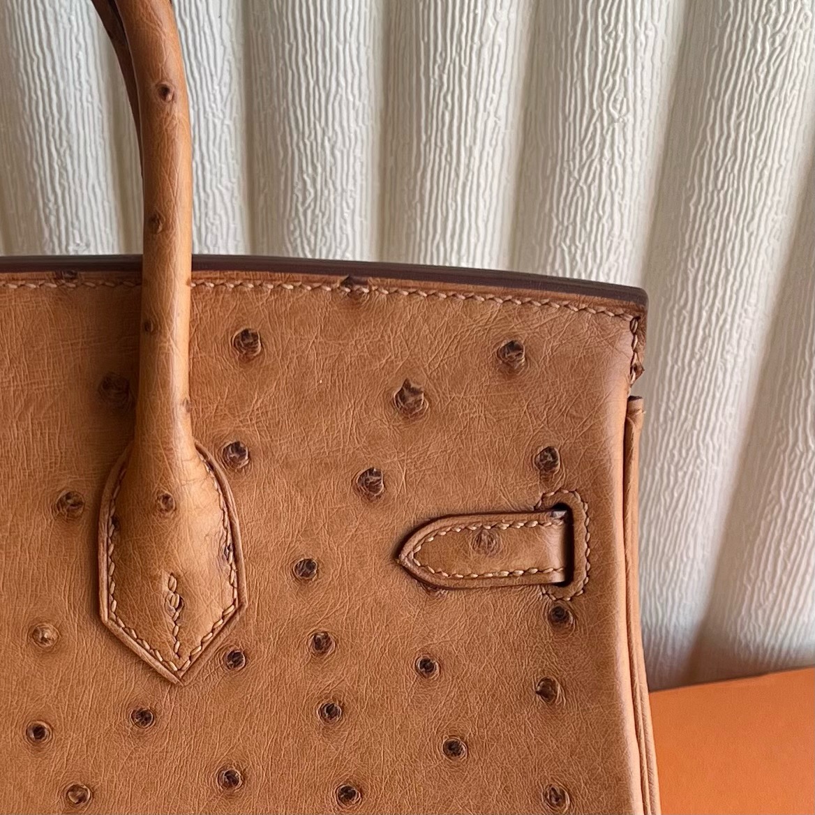 新加坡愛馬仕鉑金包25寸專櫃價格 Hermes Birkin 25 Ostrich Gold金棕色 金色五金