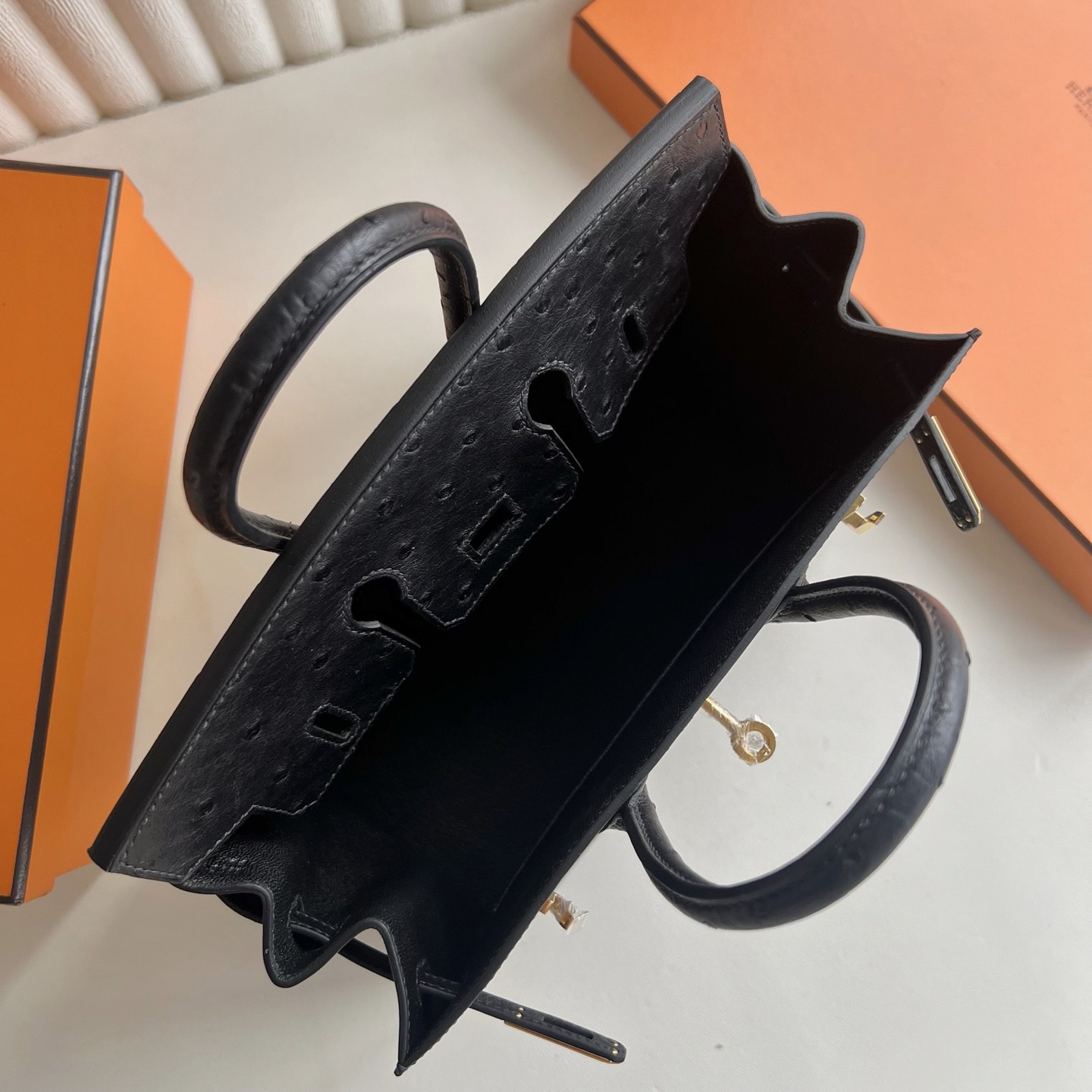 馬來西亞愛馬仕鉑金包25寸專櫃有賣嗎 Hermes Birkin 25 Sellier Ostrich Noir黑色金色五金