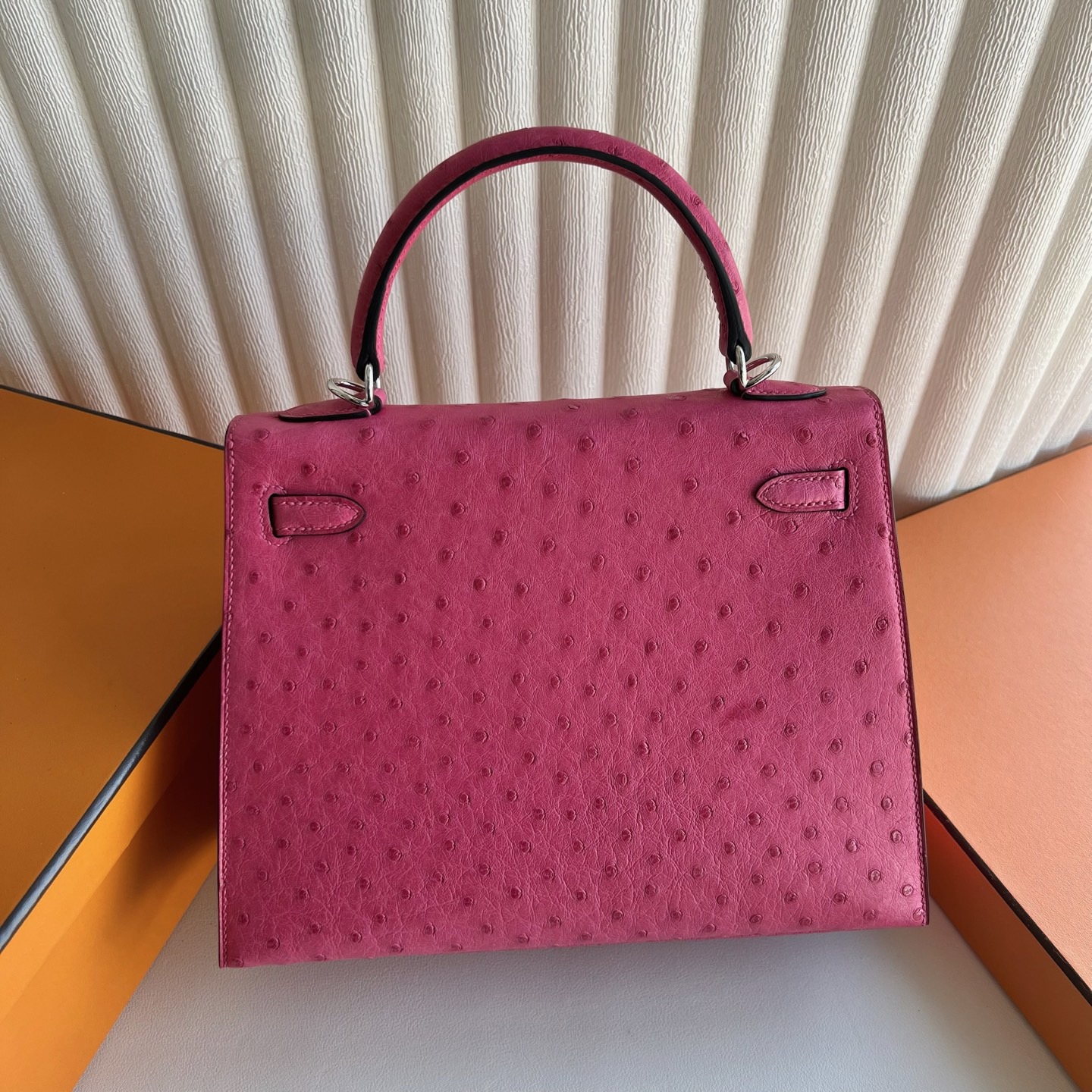 馬來西亞愛馬仕凱莉25多少錢 Hermes Kelly 25 Ostrich E5 Rose Tyrien 桃紅色銀色五金