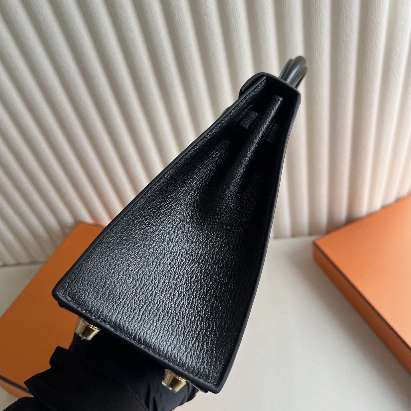 澳大利亞愛馬仕凱莉包25寸價格Hermes Kelly Sellier 25 Chever Noir黑色金色五金