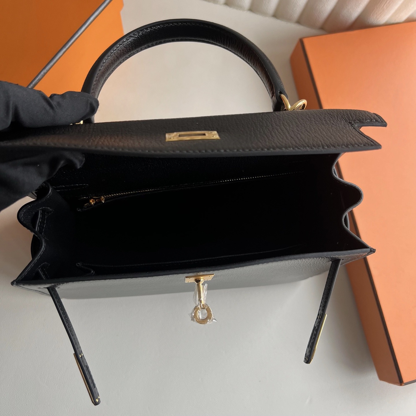 澳大利亞愛馬仕凱莉包25寸價格Hermes Kelly Sellier 25 Chever Noir黑色金色五金