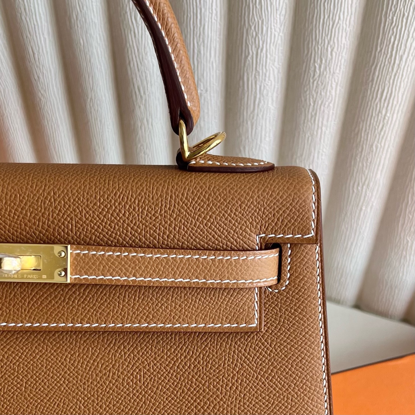 愛馬仕凱莉包香港多少錢 Hermes Kelly 25 Sellier Epsom Gold 金棕色金色五金