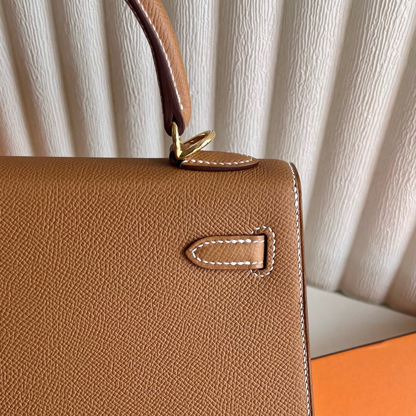 愛馬仕凱莉包香港多少錢 Hermes Kelly 25 Sellier Epsom Gold 金棕色金色五金
