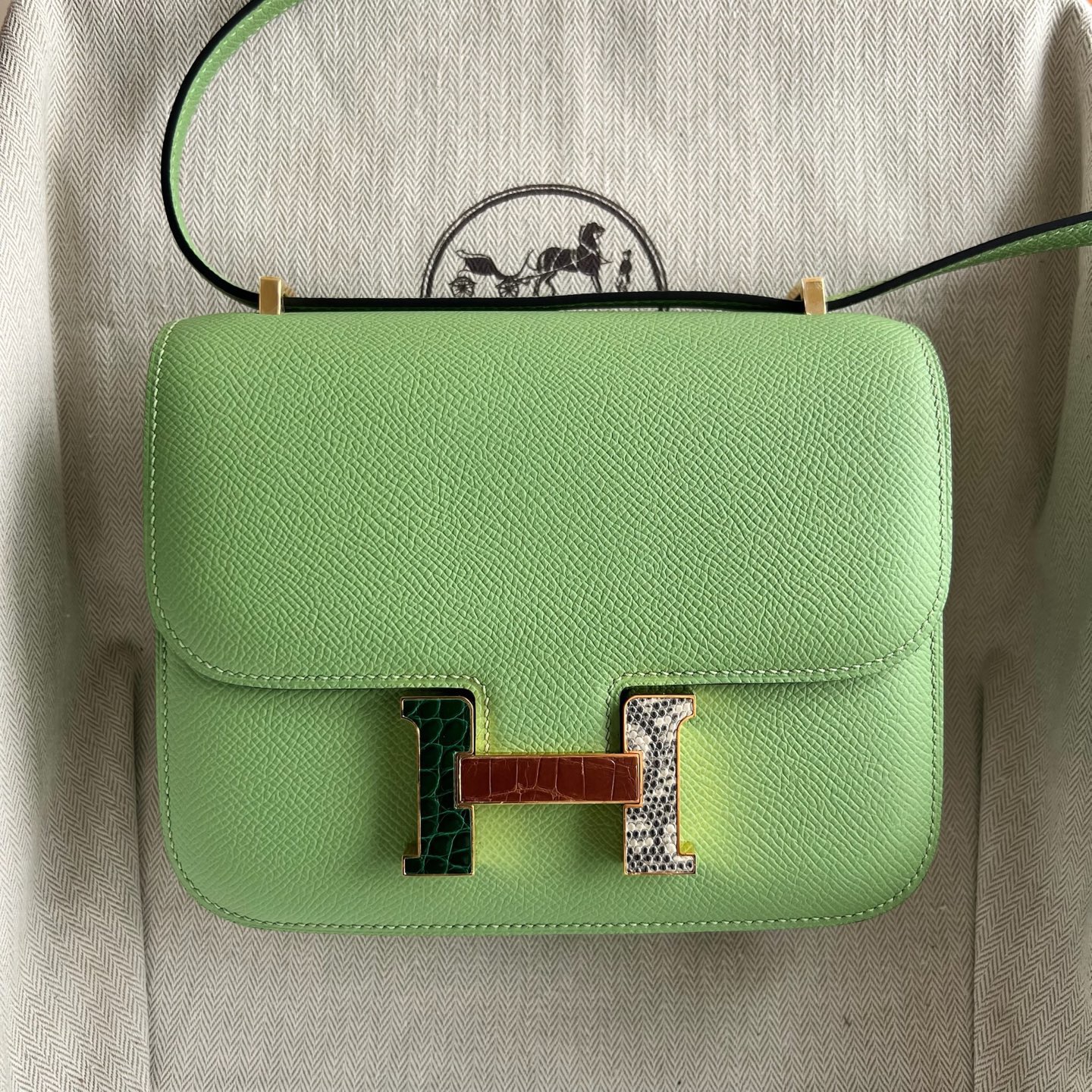 愛馬仕康康包香港售價 Hermes Constance 18 Epsom Vert Criquet 牛油果綠 蚱蜢綠配鱷魚+蜥蜴扣-Qatar Kuwait Hermes Birkin Kelly Lindy bag 愛馬仕康康包香港售價 Hermes Constance 18 Epsom Vert Criquet 牛油果綠 蚱蜢綠配鱷魚+蜥蜴扣