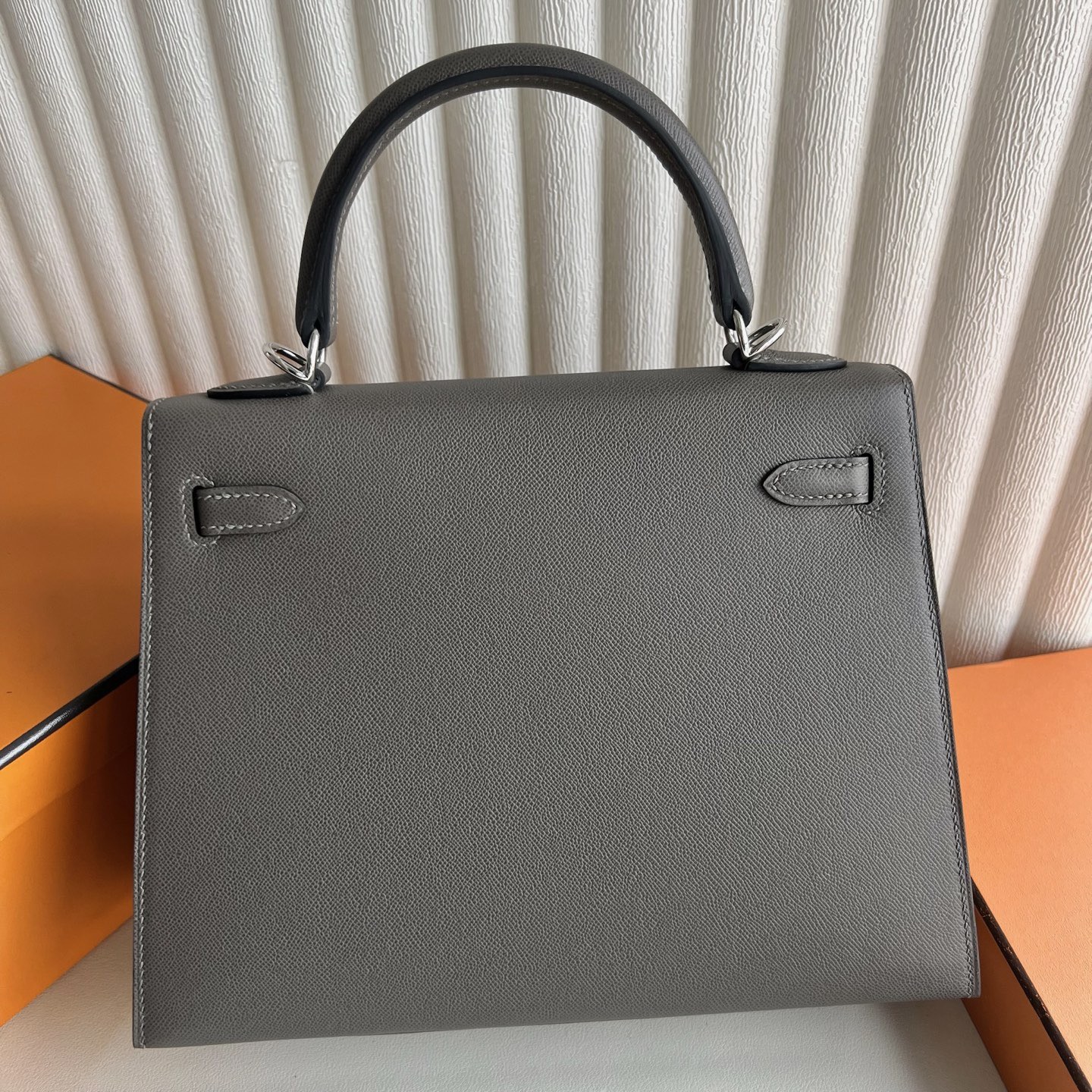 愛馬仕Kelly包台灣價格 Hermes Kelly Sellier 25 Madame 0L Gris Meyer 积雨云灰