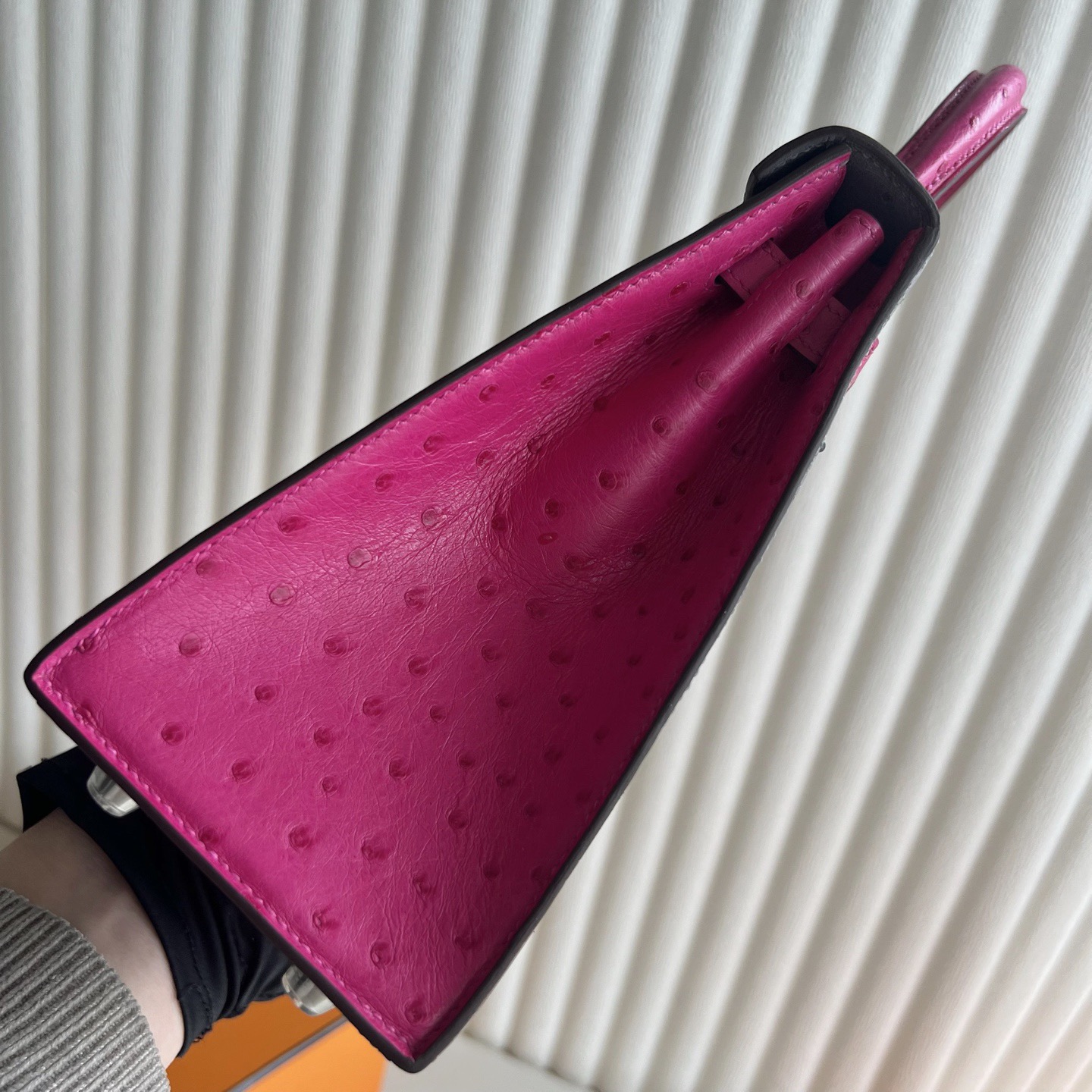 馬來西亞愛馬仕凱莉25多少錢 Hermes Kelly Sellier 25 Ostrich Gris Agathe瑪瑙灰/ Rose Tyrien桃紅色 磨砂銀扣
