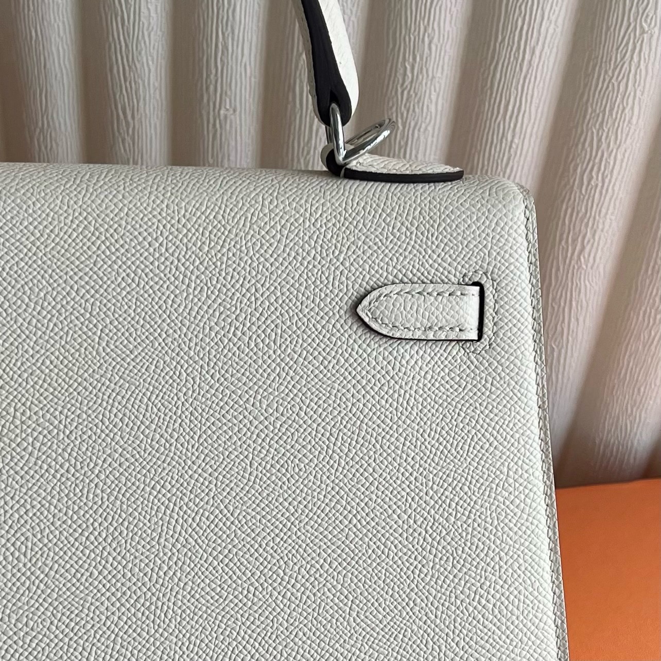 馬來西亞愛馬仕凱莉25專櫃價格 Hermes Kelly Sellier 25 Epsom Nata奶油白內拼奶茶色-Qatar Kuwait Hermes Birkin Kelly Lindy bag 馬來西亞愛馬仕凱莉25專櫃價格 Hermes Kelly Sellier 25 Epsom Nata奶油白內拼奶茶色