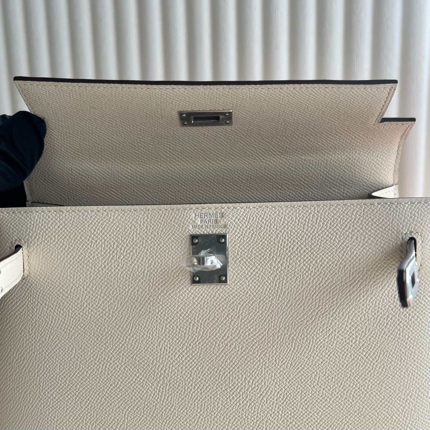 馬來西亞愛馬仕凱莉25專櫃價格 Hermes Kelly Sellier 25 Epsom Nata奶油白內拼奶茶色-Qatar Kuwait Hermes Birkin Kelly Lindy bag 馬來西亞愛馬仕凱莉25專櫃價格 Hermes Kelly Sellier 25 Epsom Nata奶油白內拼奶茶色