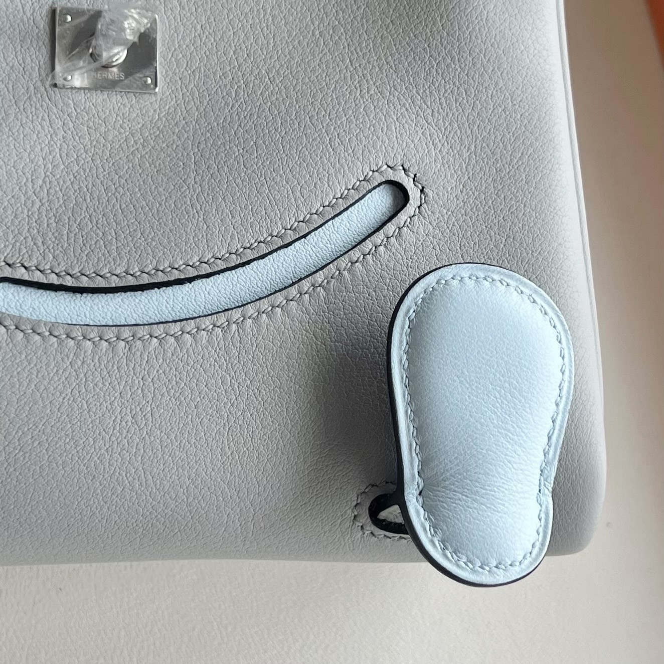 澳大利亞愛馬仕女包價格與圖片Hermes Kelly doll Swift Bleu Glacier冰川藍/ Bleu Brume霧霾藍