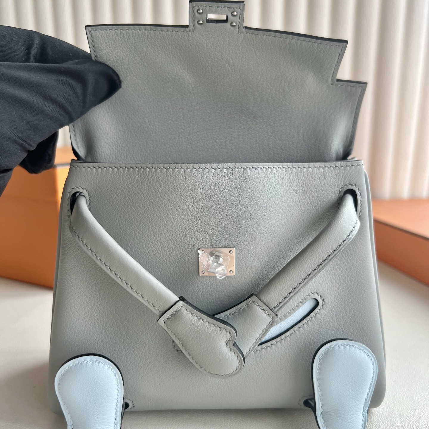澳大利亞愛馬仕女包價格與圖片Hermes Kelly doll Swift Bleu Glacier冰川藍/ Bleu Brume霧霾藍