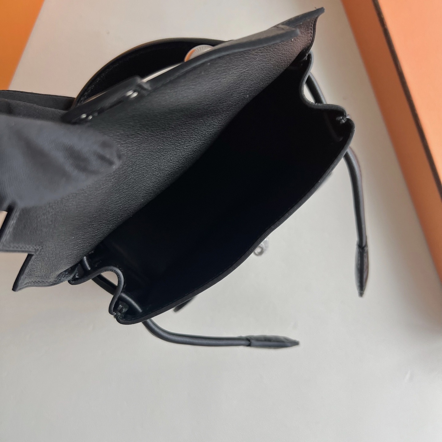 愛馬仕包包香港太古廣場專賣店 Hermes Kelly doll Touch Swift/Shiny Alligator Noir黑色