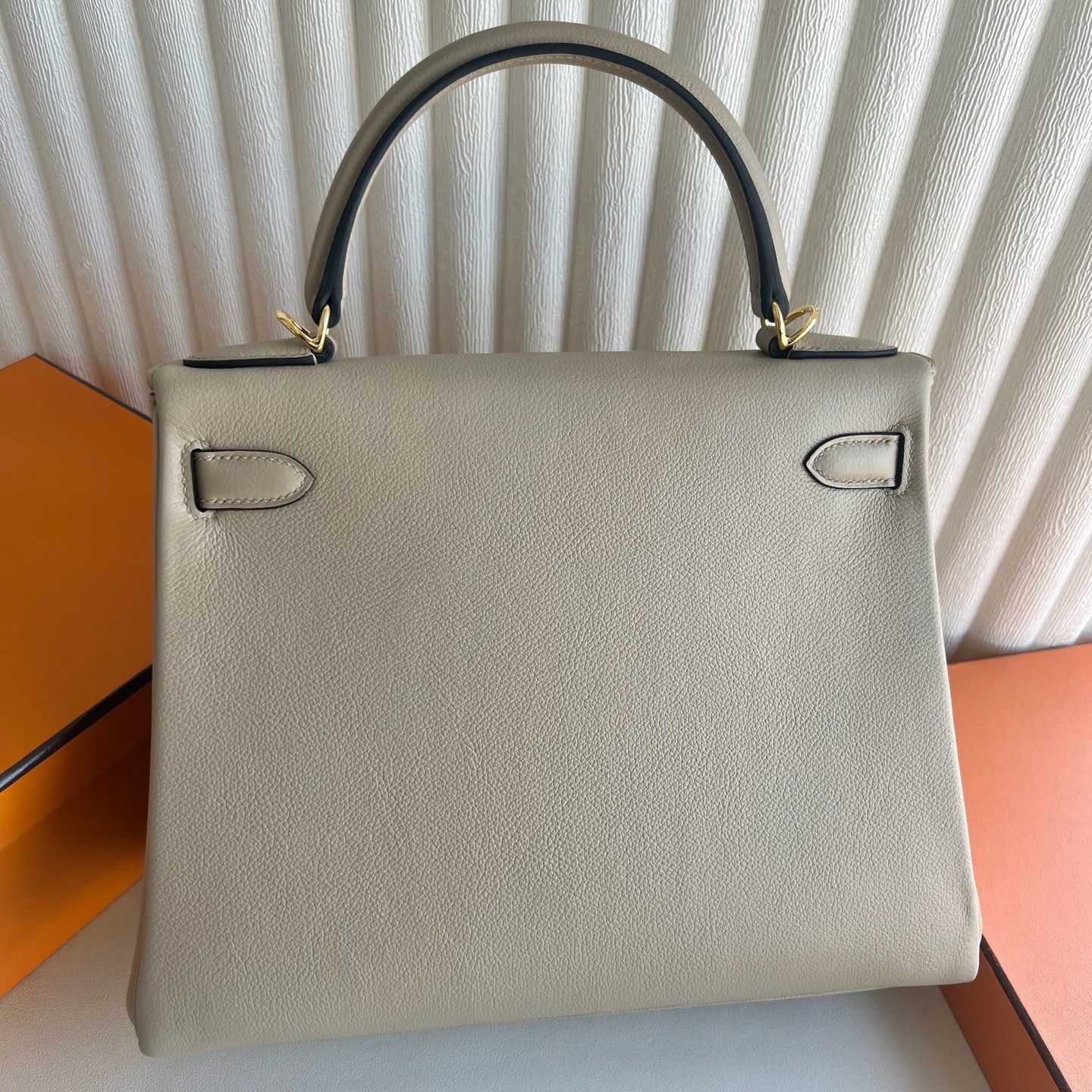 馬來西亞吉隆玻愛馬仕凱莉包28價格 Hermes Kelly Sellier 28 Evercolor S2 Trench風衣灰