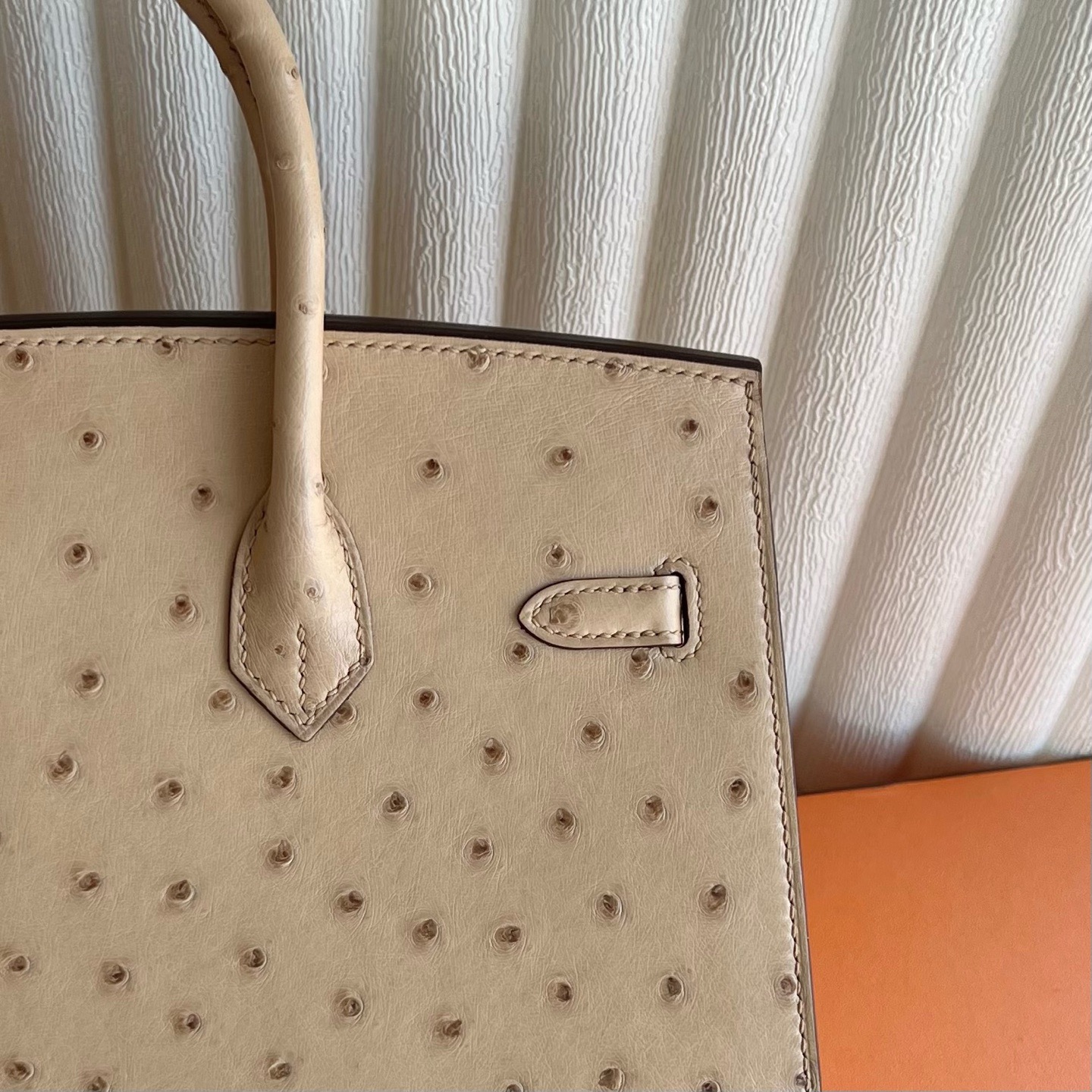 愛馬仕鉑金包多少錢專櫃 Hermes Birkin 25 Sellier Ostrich 0M奶茶色Chai-Qatar Kuwait Hermes Birkin Kelly Lindy bag 愛馬仕鉑金包多少錢專櫃 Hermes Birkin 25 Sellier Ostrich 0M奶茶色Chai