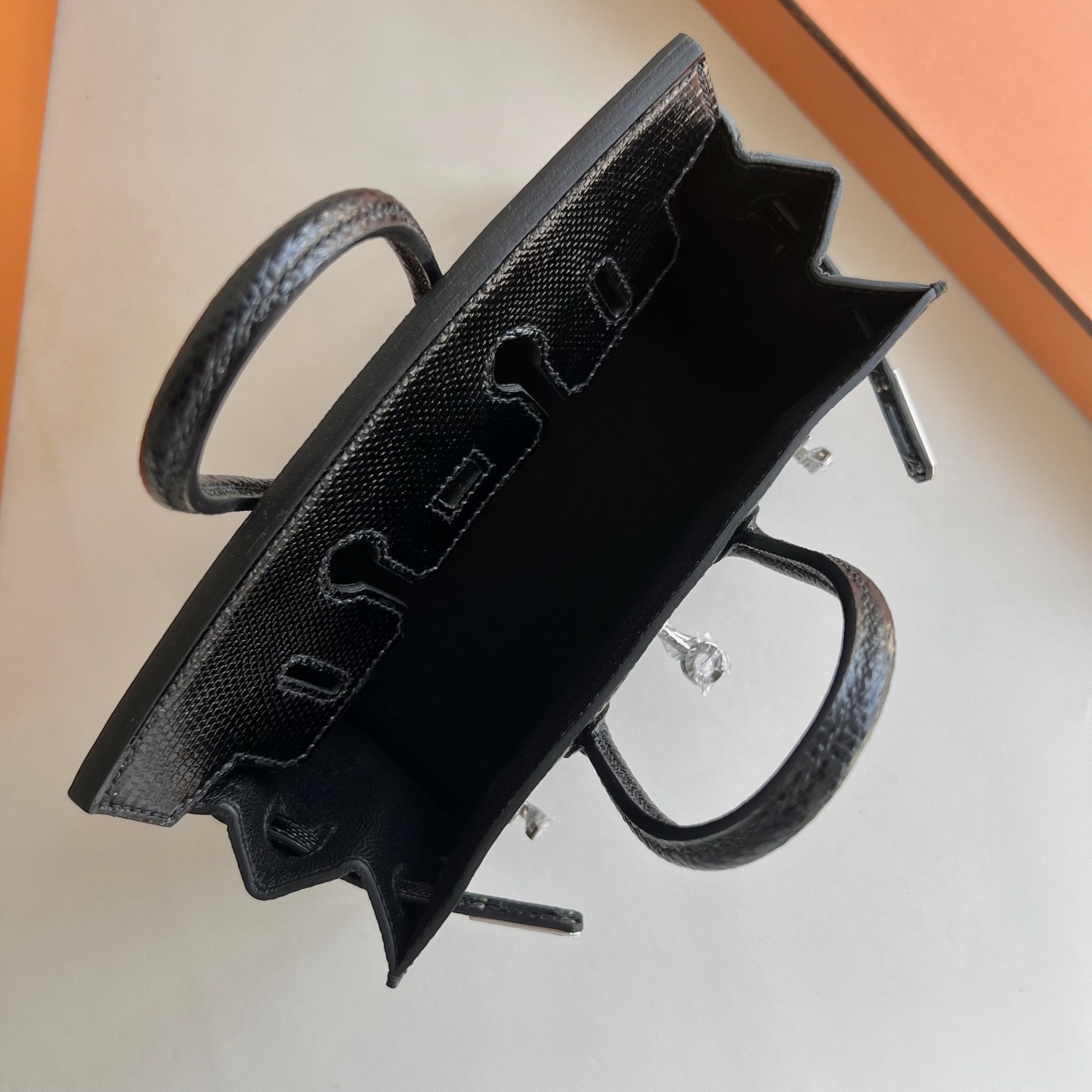 愛馬仕鉑金包泰國售價多少 Hermes Birkin 20 Sellier Lizard蜥蜴皮黑色Noir銀色五金