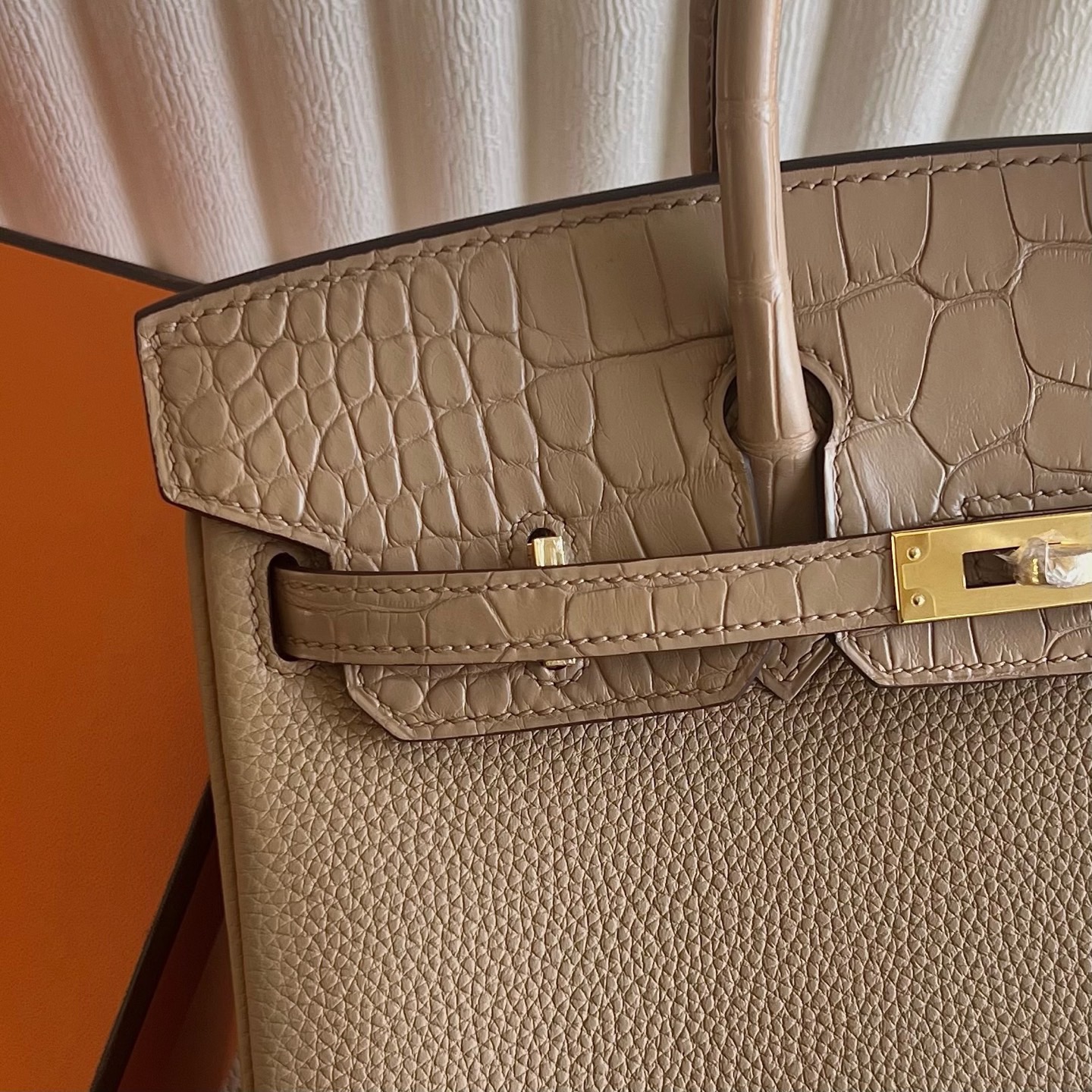 愛馬仕鉑金包全系列圖 Hermes Birkin 25 Touch Togo/Matte Alligator Crocodile 奶茶色Chai