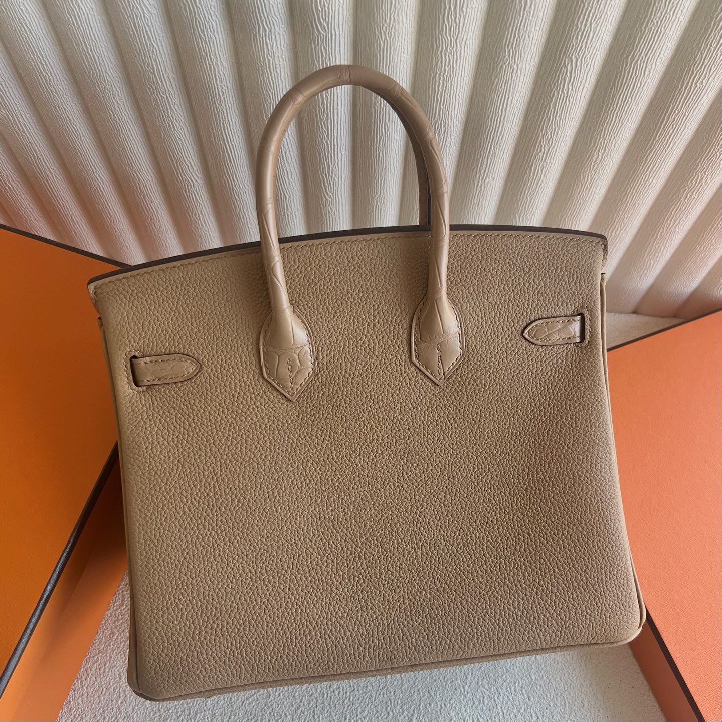 愛馬仕鉑金包全系列圖 Hermes Birkin 25 Touch Togo/Matte Alligator Crocodile 奶茶色Chai