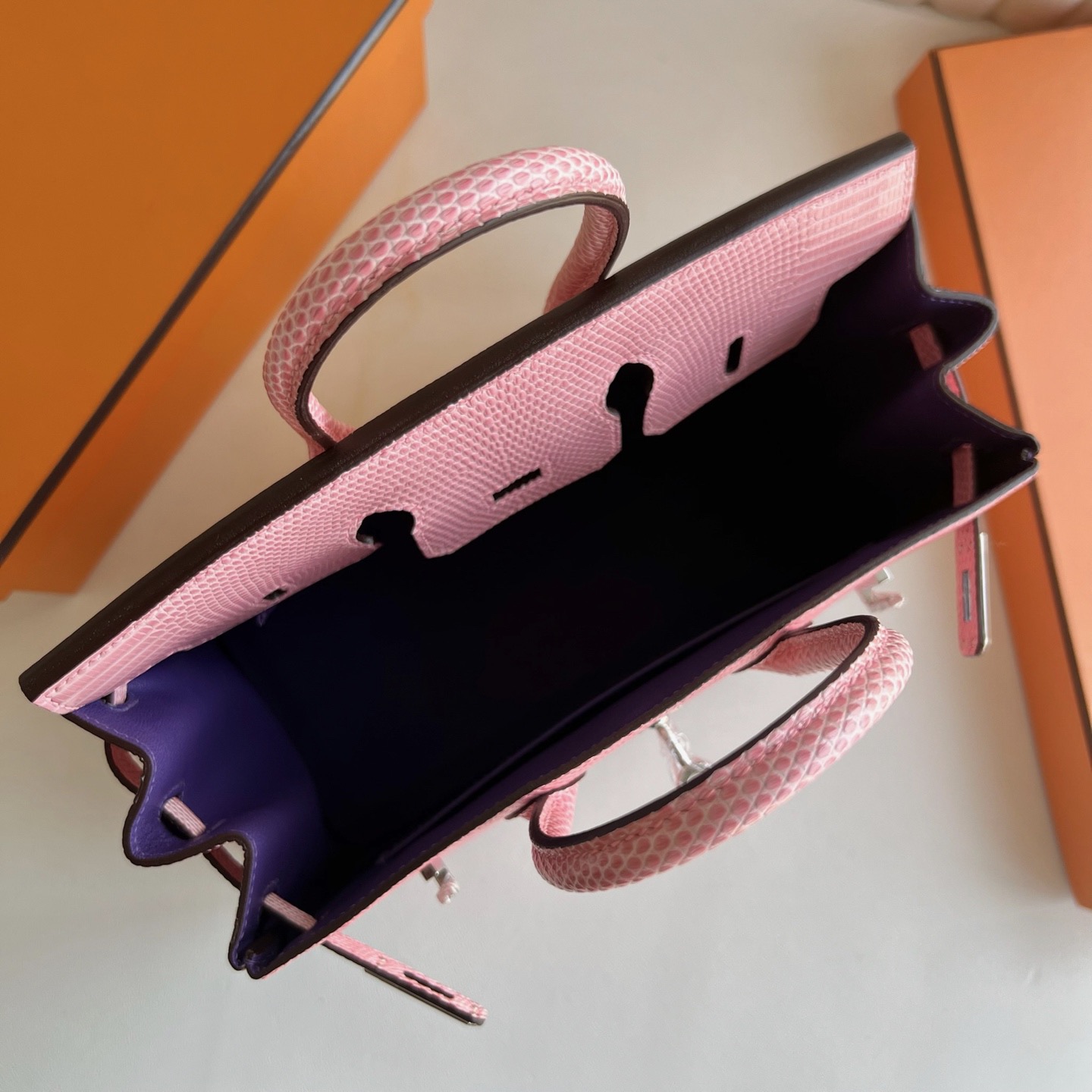 越南愛馬仕鉑金包多少錢一隻 Hermes Birkin 25 Lizard Rose Sakura櫻花粉內拼Crocus紫夢幻紫