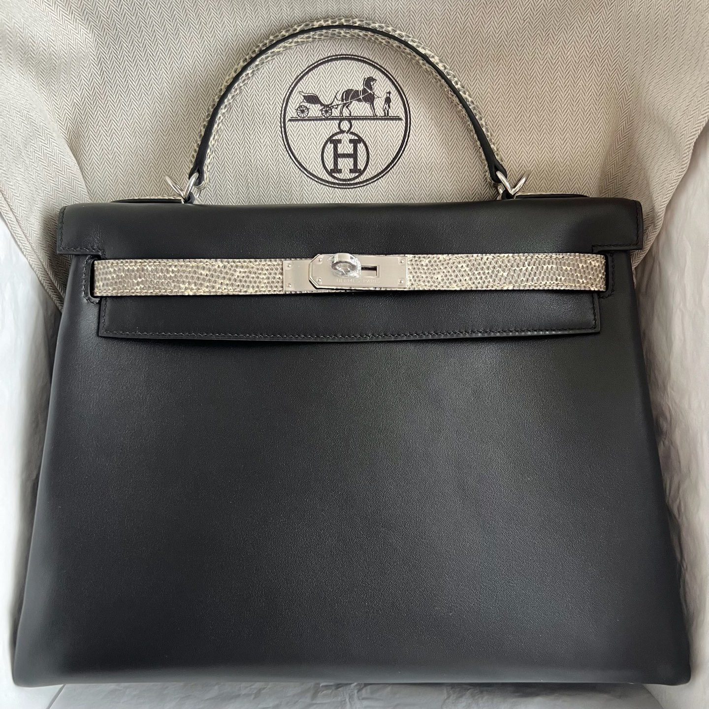 愛馬仕凱莉包回收多少錢 Hermes Kelly 32 Touch Swift/Lizard Noir黑色/1B Ombre原色蜥蜴