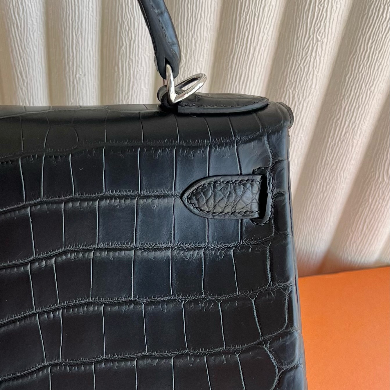 愛馬仕凱莉包尺寸大全 Hermes Kelly Retourne 28 Matte Nilo Crocodile Noir黑色-Qatar Kuwait Hermes Birkin Kelly Lindy bag 愛馬仕凱莉包尺寸大全 Hermes Kelly Retourne 28 Matte Nilo Crocodile Noir黑色