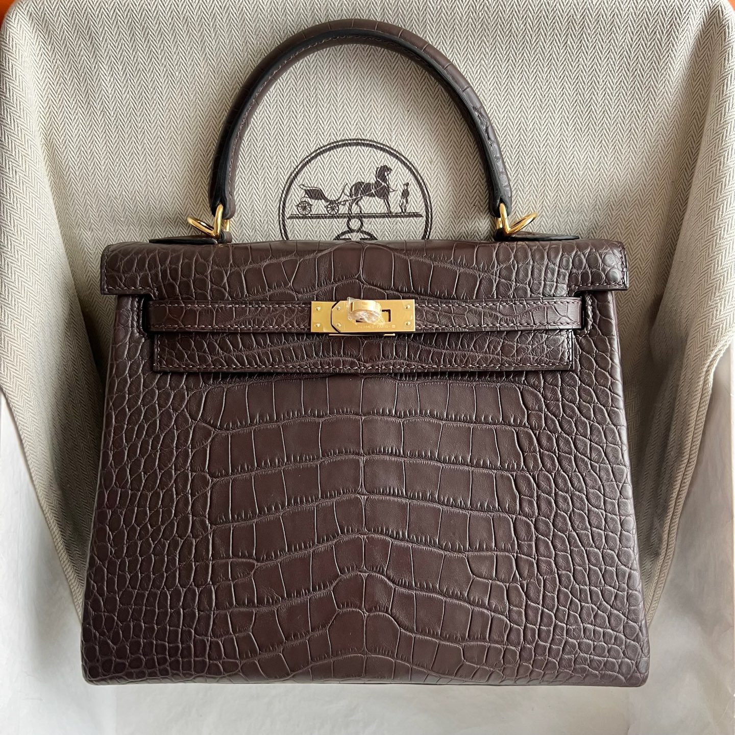 愛馬仕凱莉包細節圖 Hermes Kelly Retourne 25 Matte Alligator Crocodile Chocolate巧克力