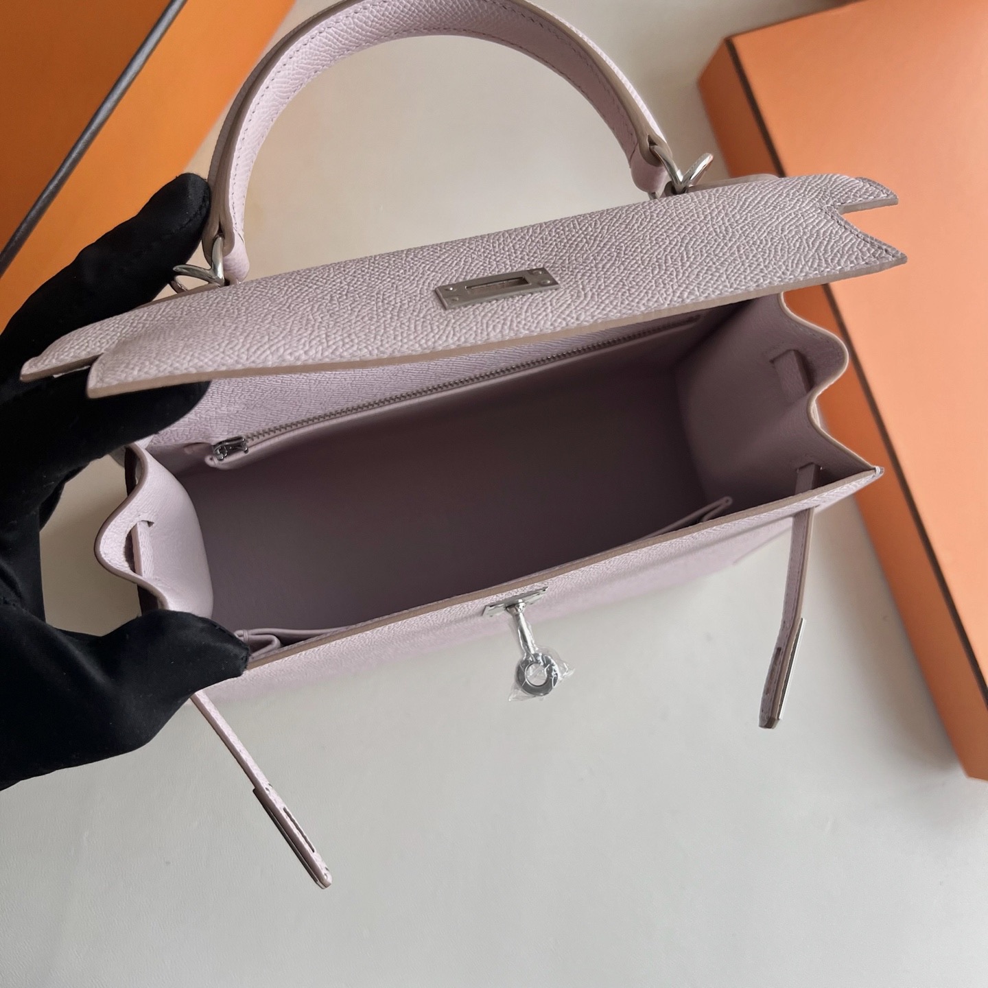 愛馬仕凱莉25澳大利亞多少錢 Hermes Kelly Sellier 25 Epsom Mauve Pale夢幻粉紫