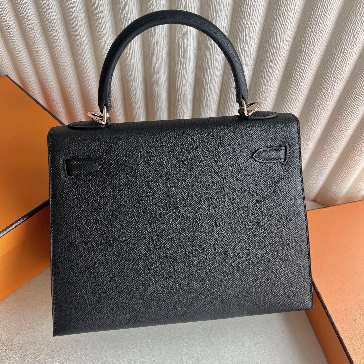 愛馬仕凱莉包25寸價格 Hermes Kelly Sellier 25 Epsom Noir黑色玫瑰金金色五金